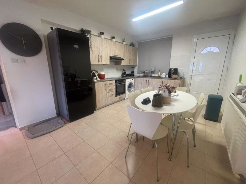 Property photo 2 of 10 Entrance , Kitchen,
