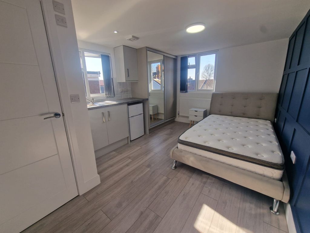 Property photo 1 of 11 Whatsapp Image 2025-04-11 At 5.10.19 Pm (3).Jpeg