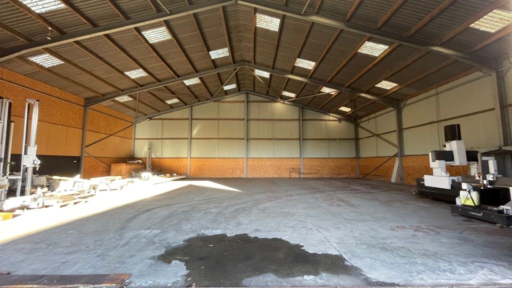 Property photo 3 of 6 Photo 8