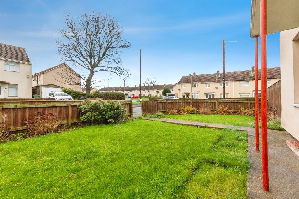 Property photo 2 of 17