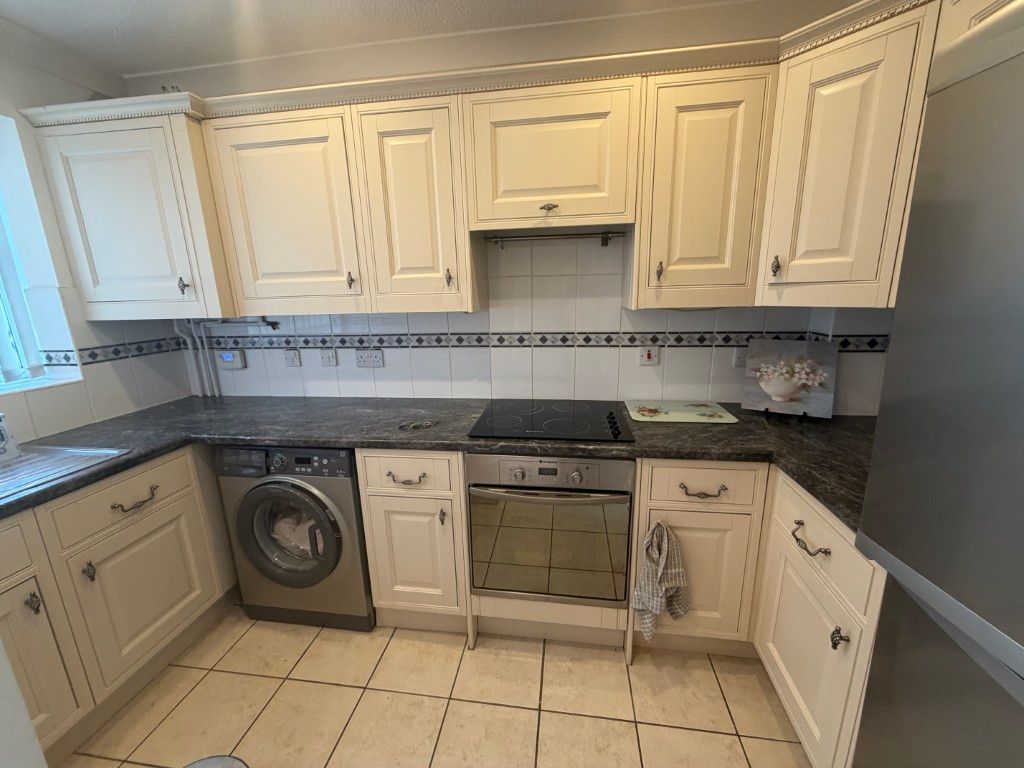 Property photo 2 of 24
