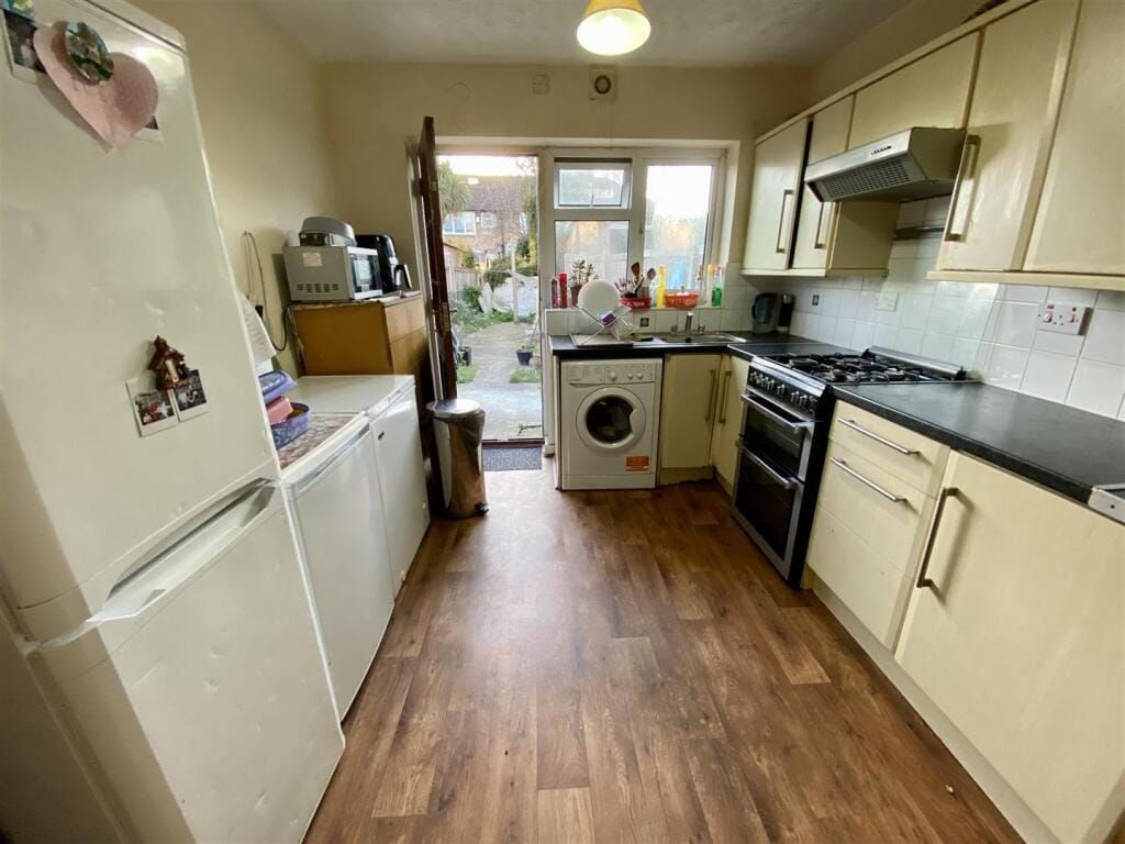 Property photo 3 of 15