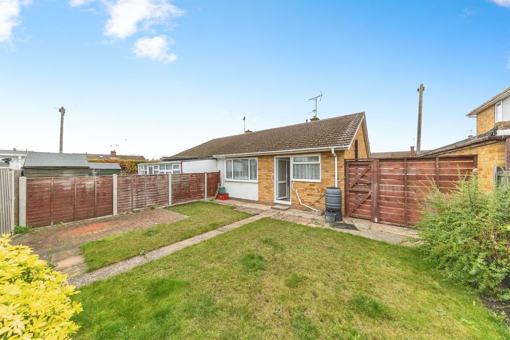 Property photo 2 of 15