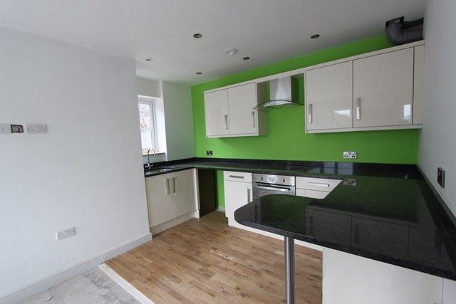 Property photo 1 of 2