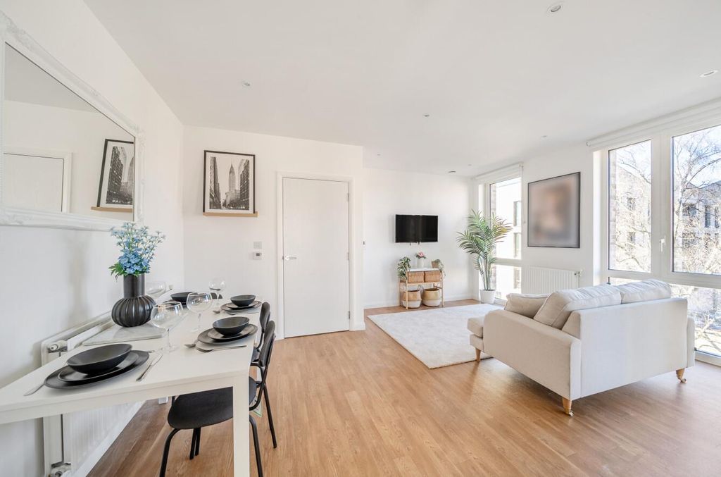 Property photo 3 of 11 Davidson Frost-Wellings, Dfw, Grafham Court, Edgwa