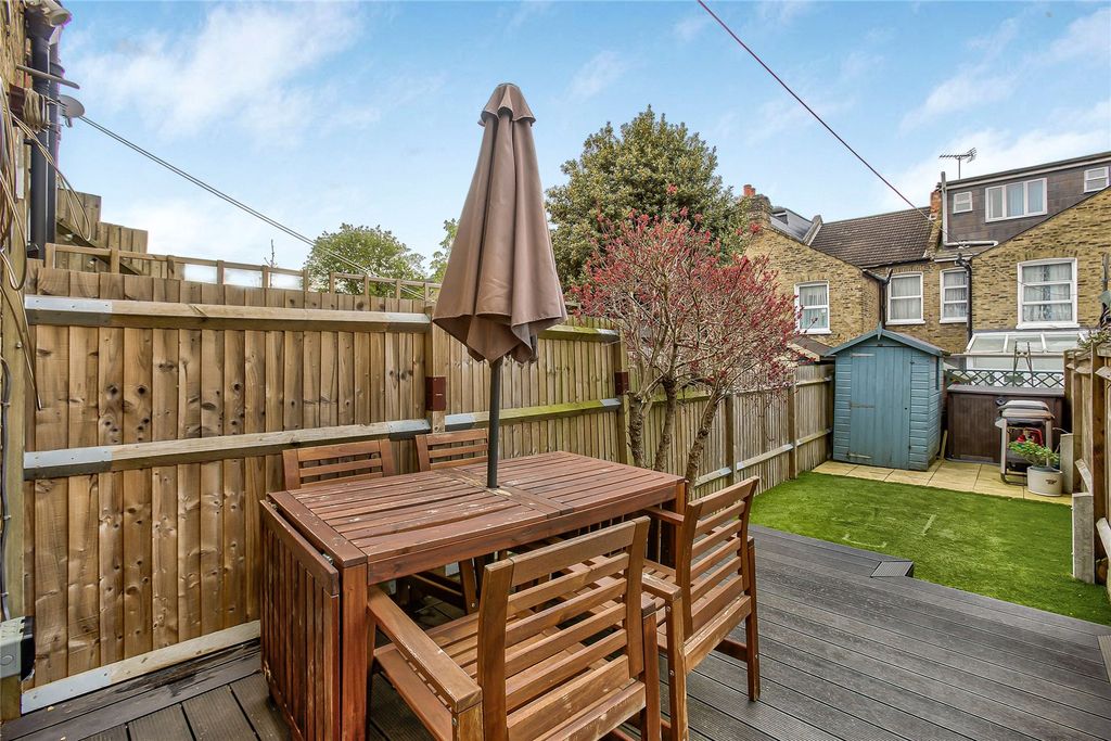 Property photo 3 of 17 Picture No. 03