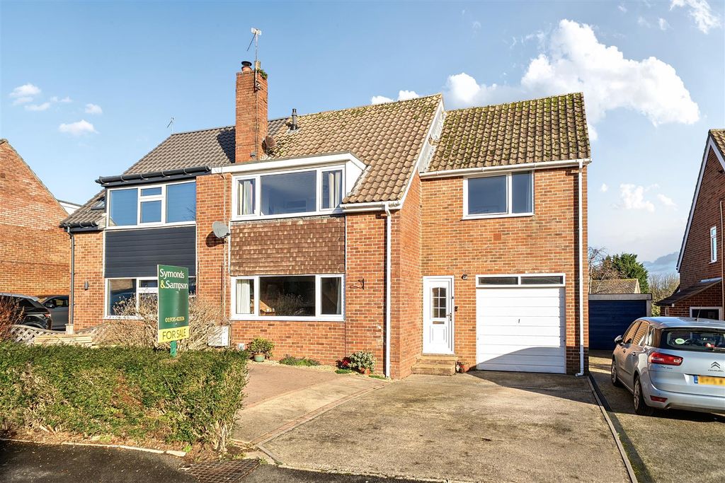 Property photo 1 of 20 1387894-21-69396c88Adef8.Jpg