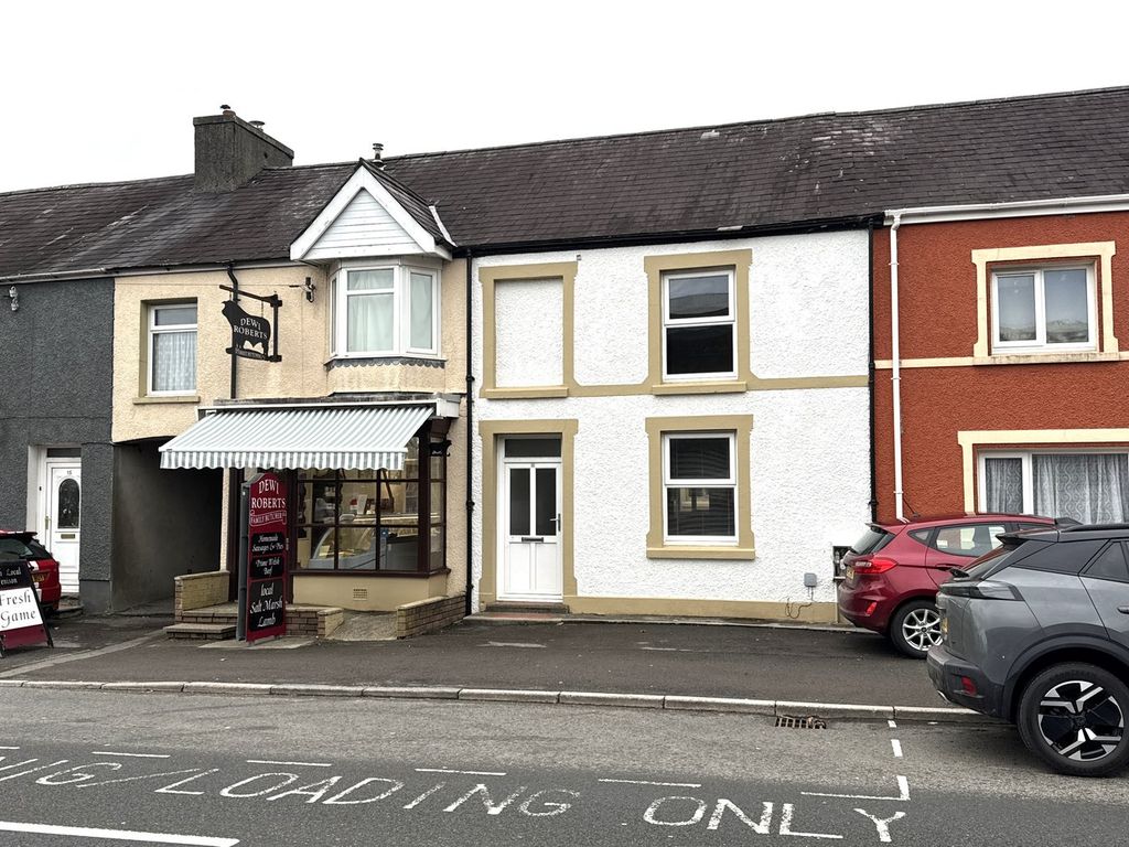 Property photo 2 of 19