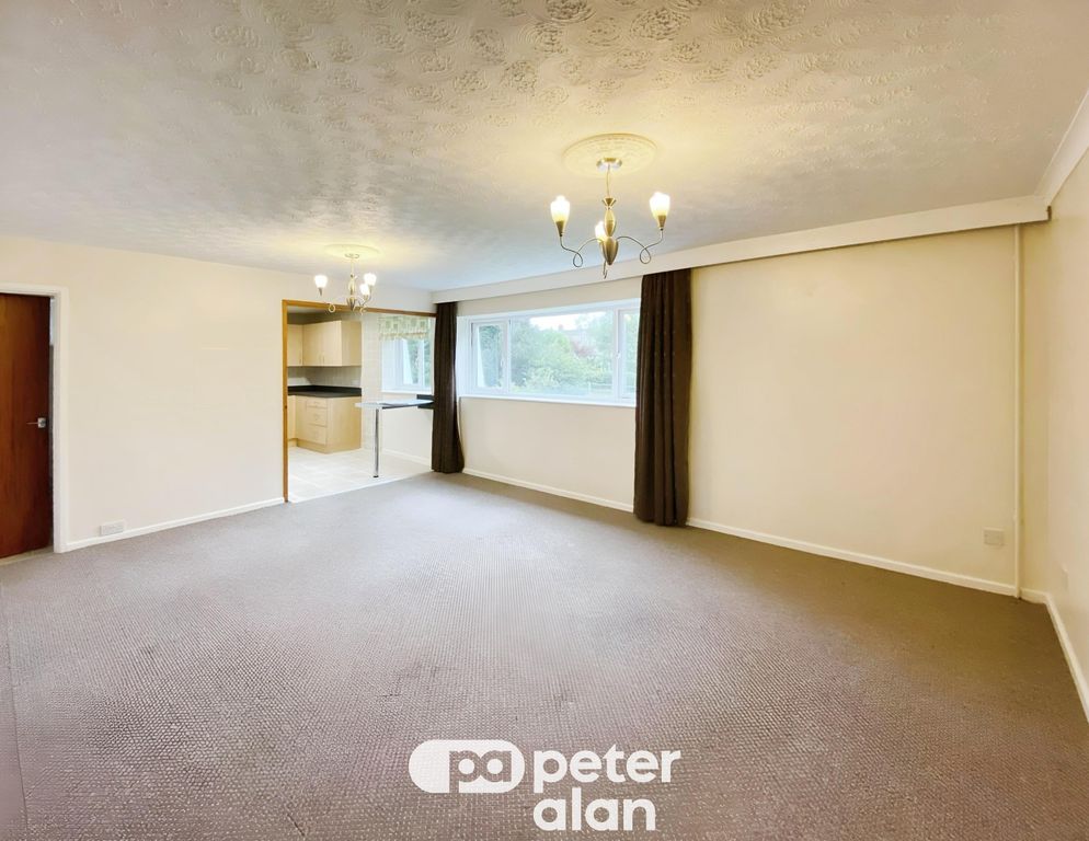Property photo 2 of 8 Image