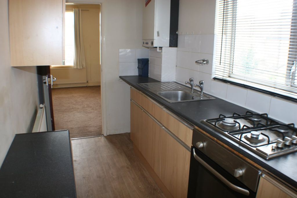 Property photo 2 of 5