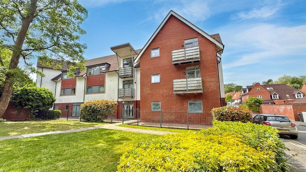 Property photo 1 of 10 E2Fff9Sv4E-Uuakpvcdihw.Jpg