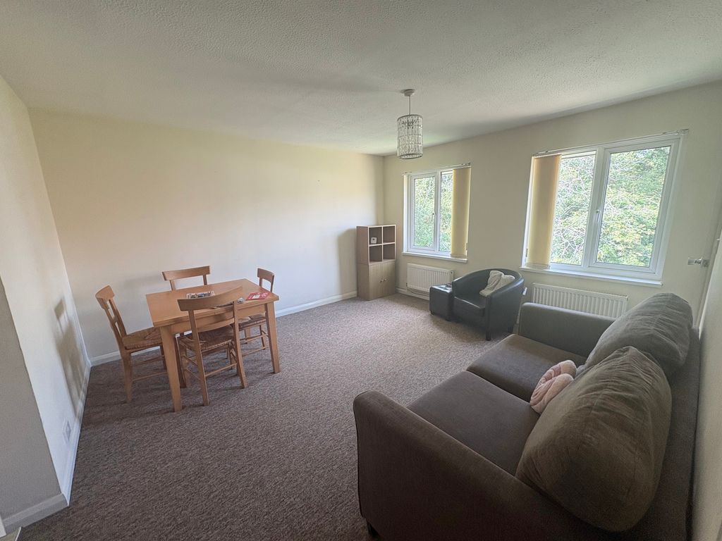 Property photo 2 of 7 Lounge/Diner