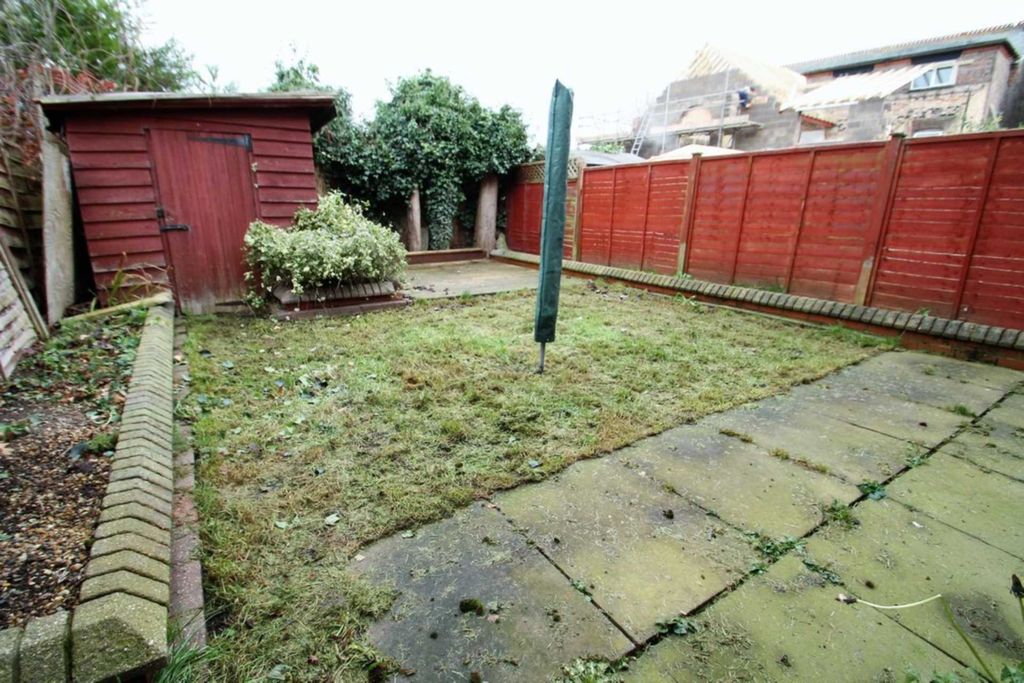 Property photo 3 of 9 Photo