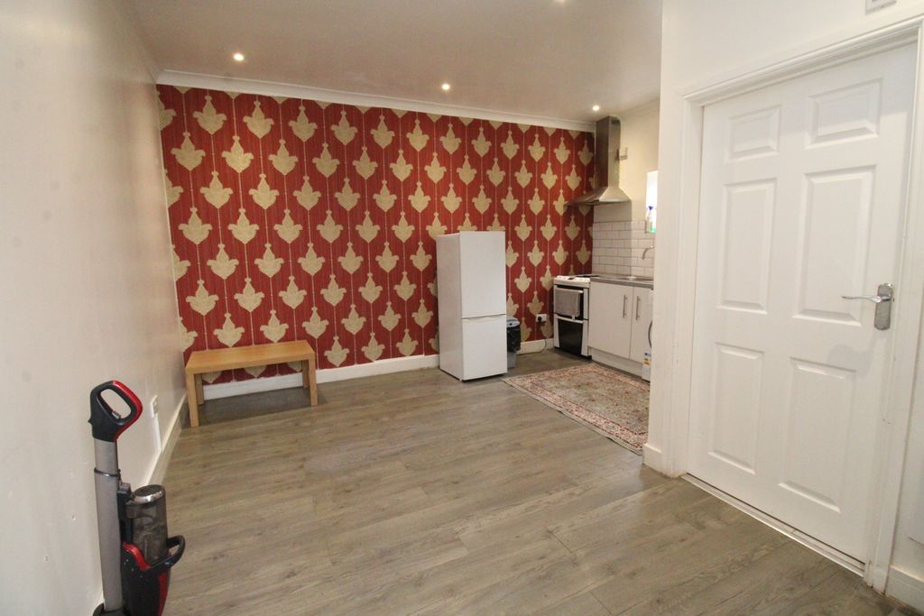 Property photo 2 of 4 Img_7220