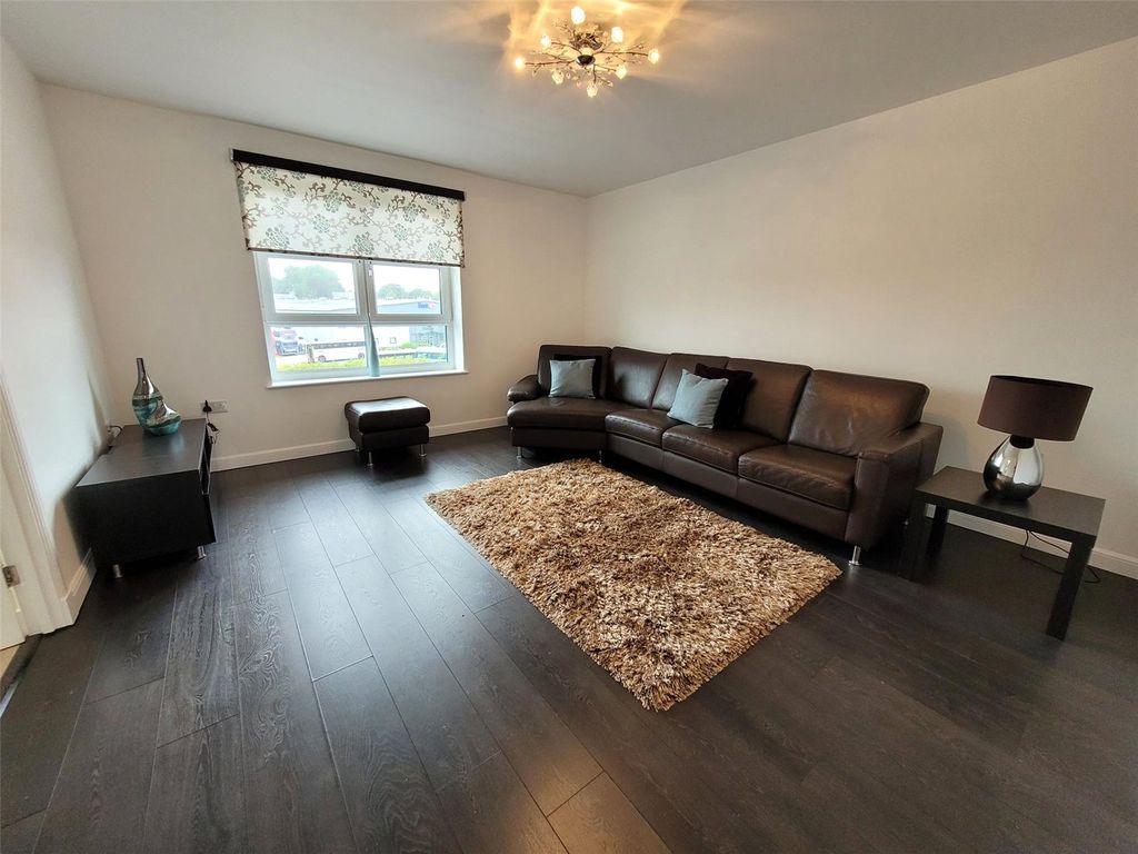 Property photo 2 of 15 Photo 2