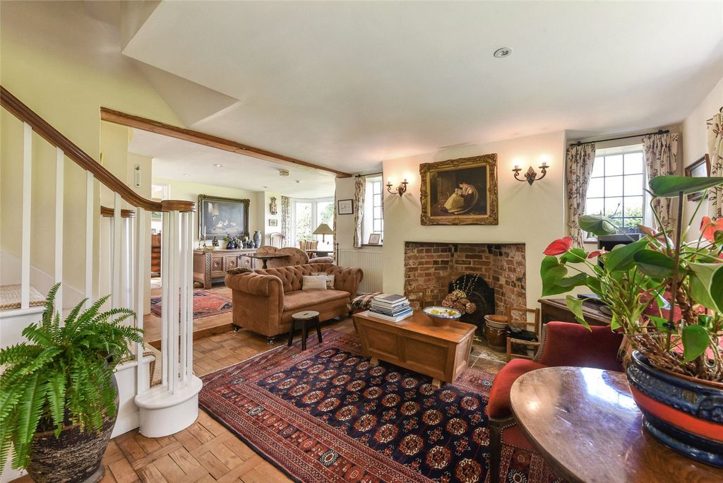 Property photo 1 of 20 Entrance
