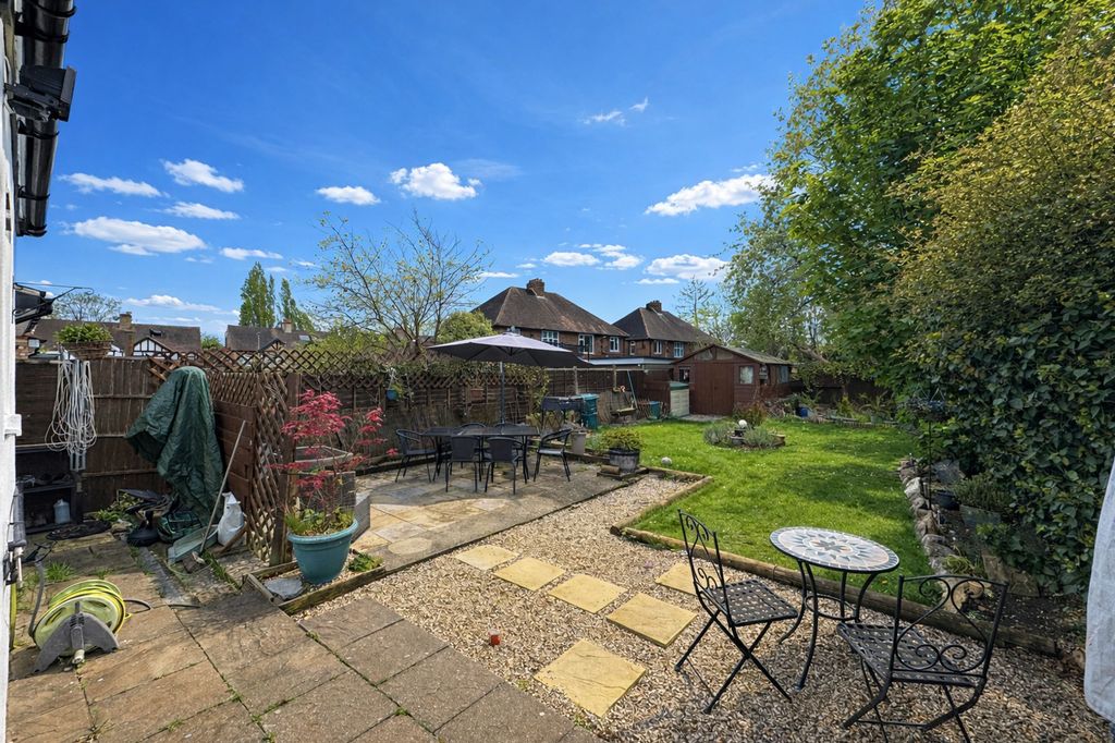 Property photo 3 of 19 Garden