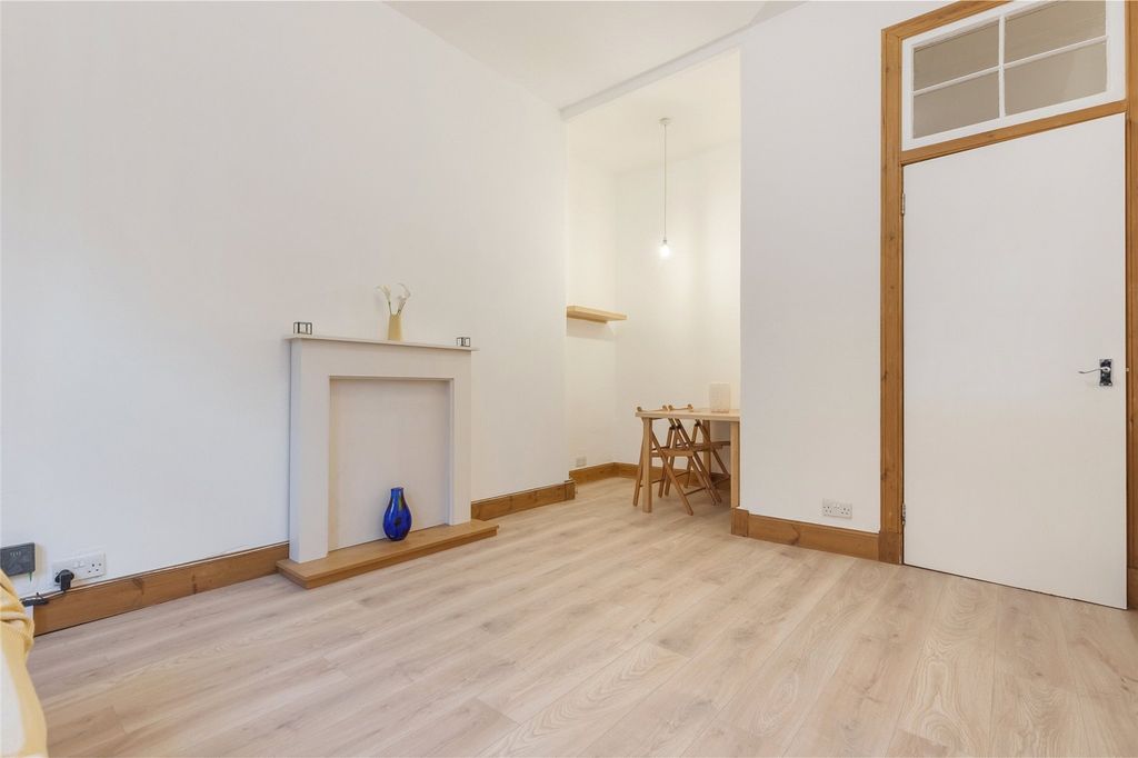 Property photo 3 of 18 Picture No. 11