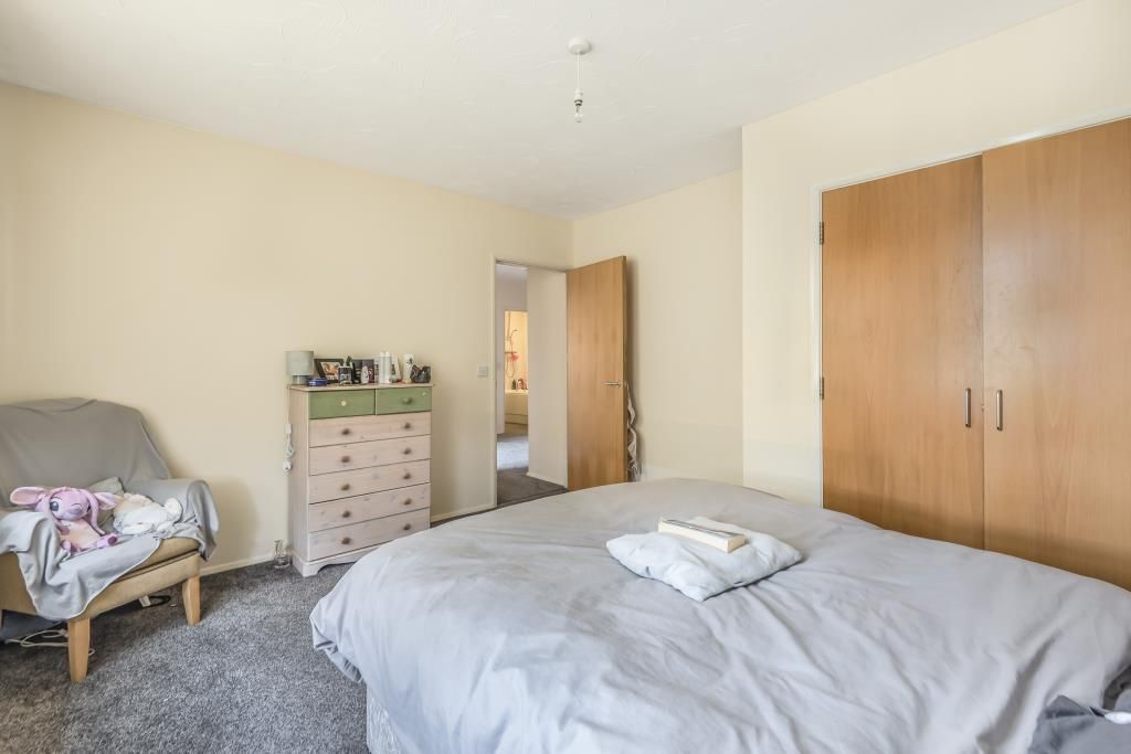 Property photo 3 of 9 Bedroom