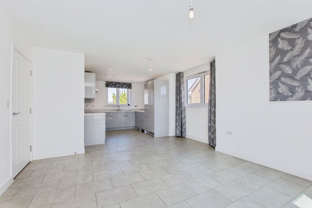 Property photo 1 of 14 Photo