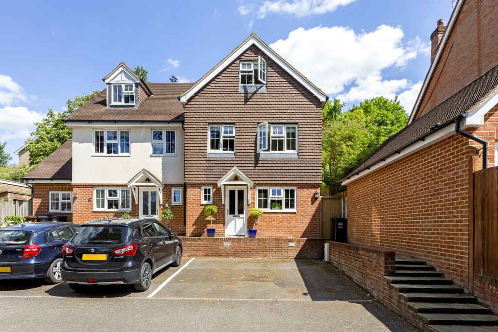 Property photo 1 of 12 1