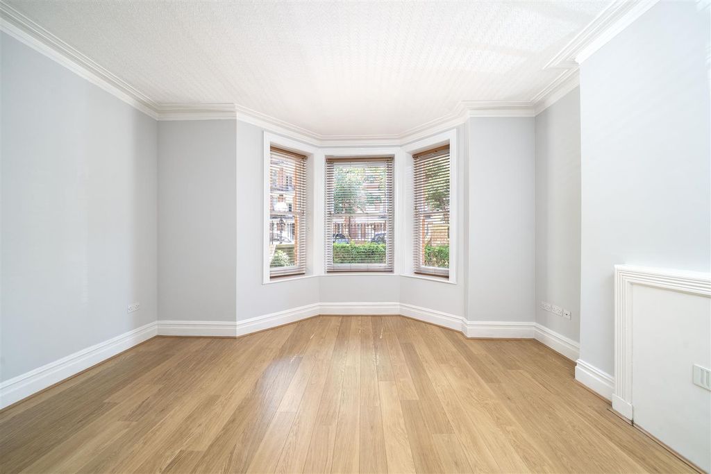 Property photo 1 of 12 P04.Jpg