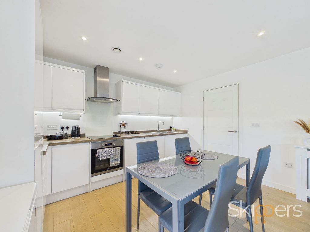Property photo 3 of 15 Kitchen/ Dining Area