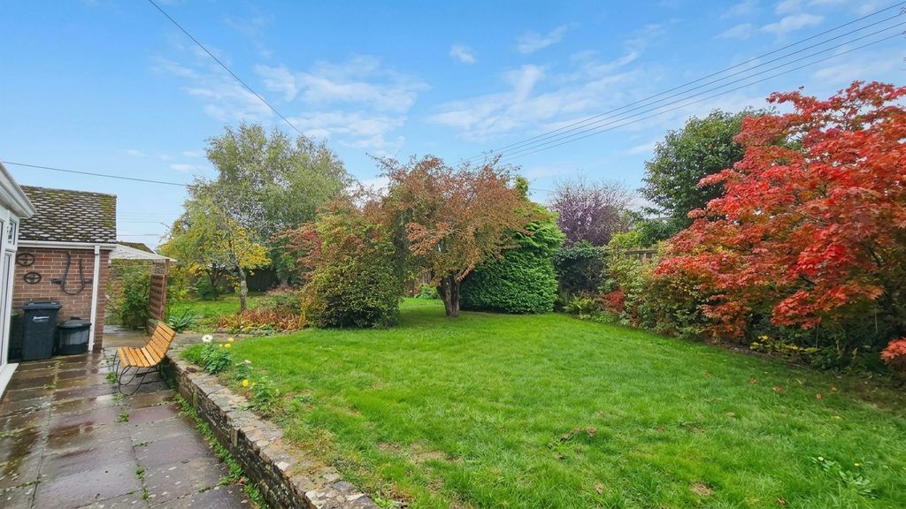 Property photo 2 of 17 Photo 18