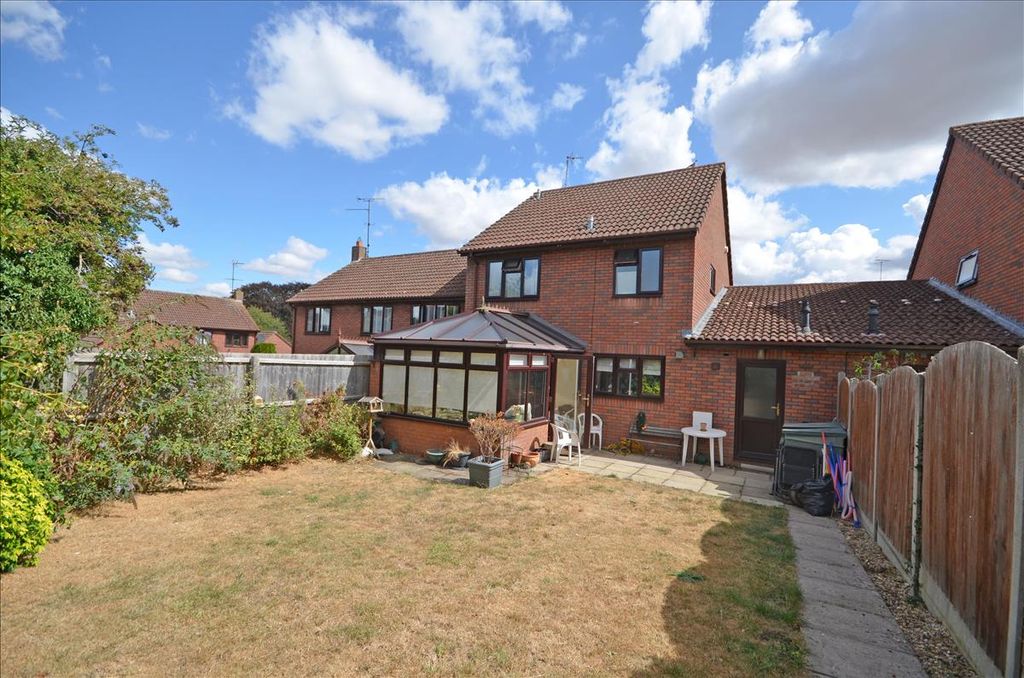 Property photo 2 of 12