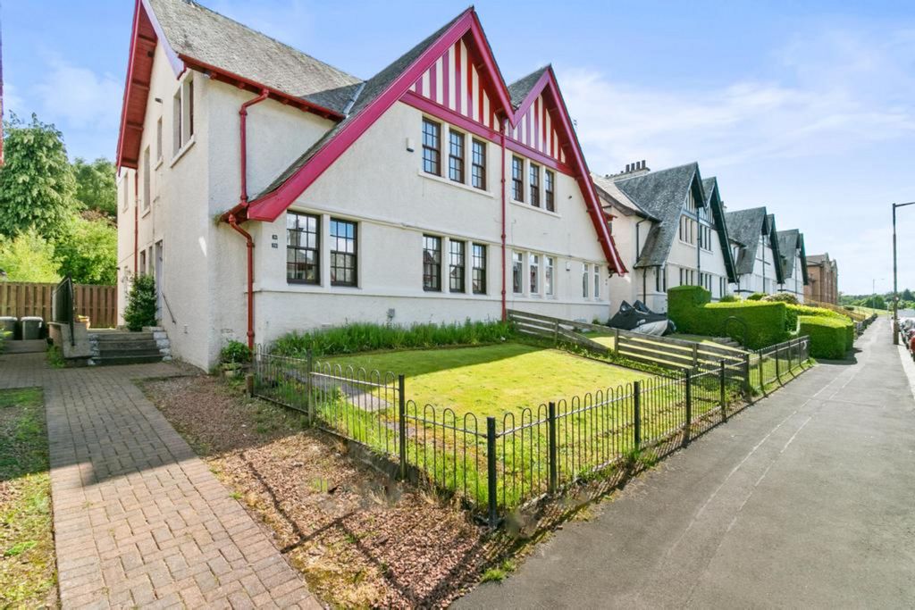 Property photo 1 of 30