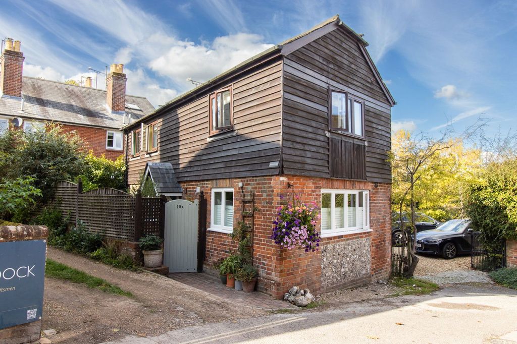 Property photo 1 of 30