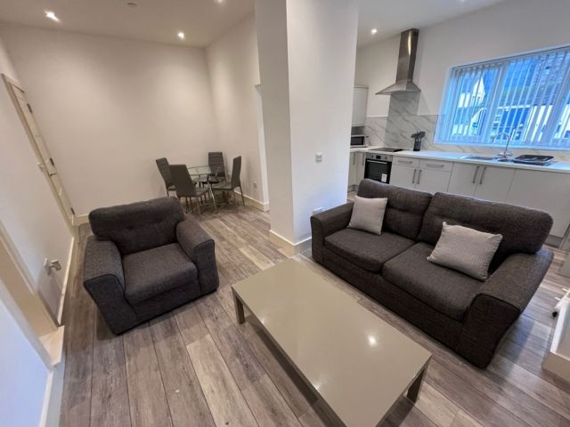 Property photo 1 of 7 Front Picture