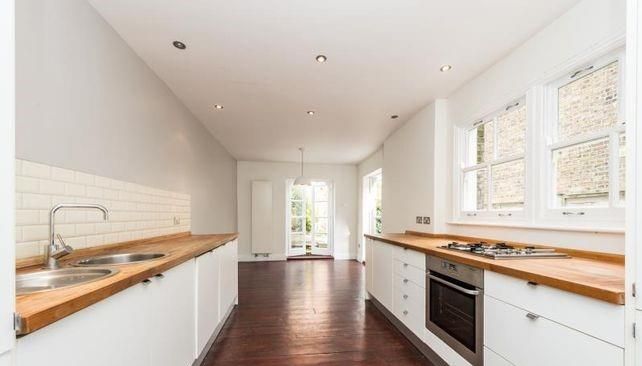 Property photo 1 of 8 Kit.Jpg