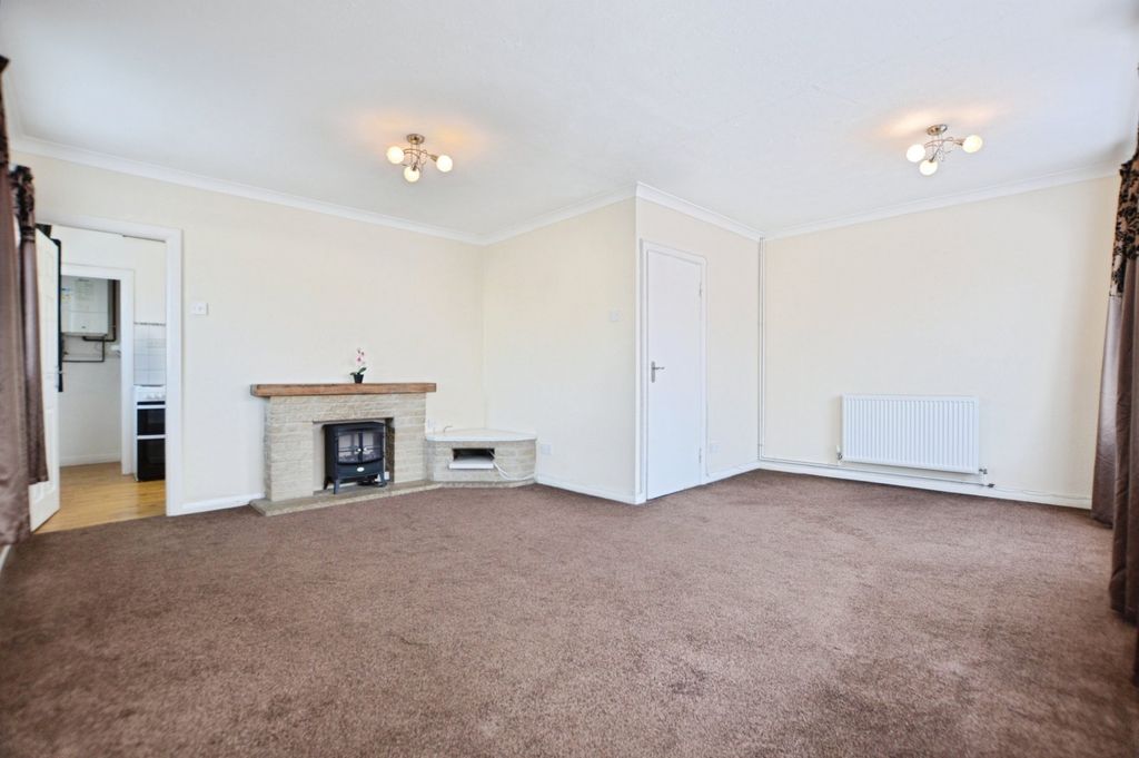 Property photo 3 of 12 Living Room