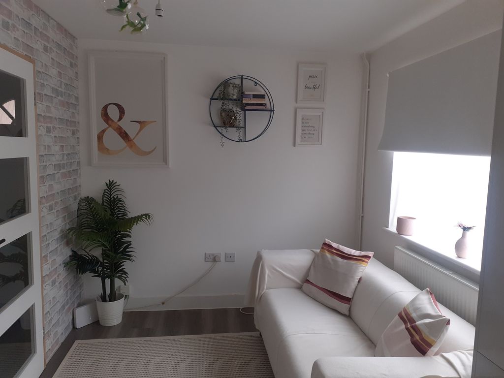 Property photo 3 of 9 20251124_113147