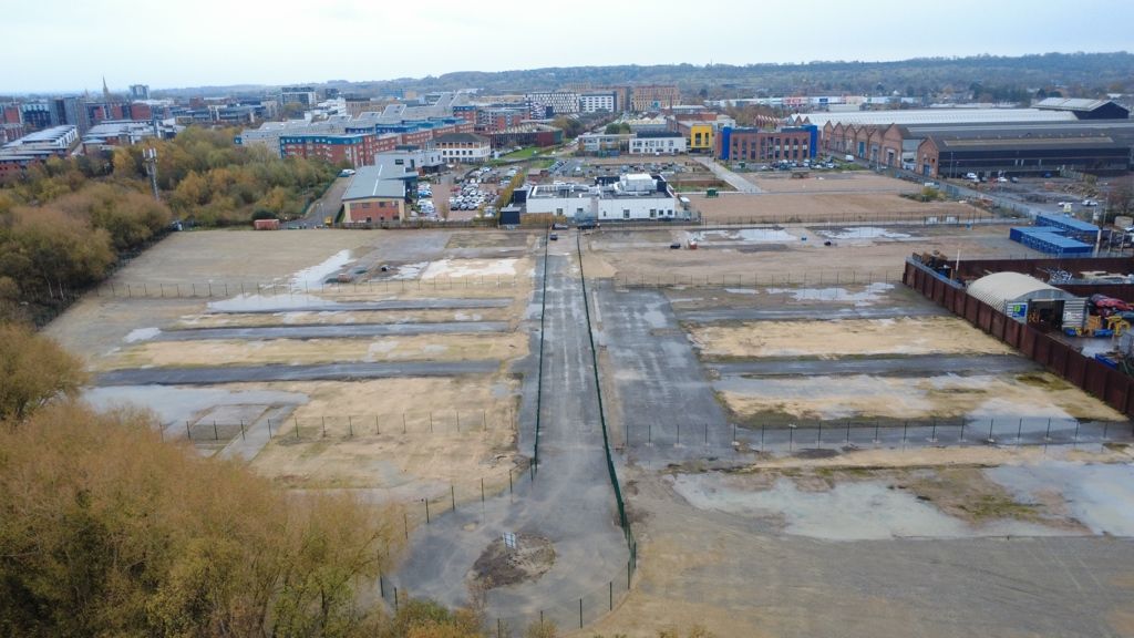 Property photo 3 of 6 Photo 5