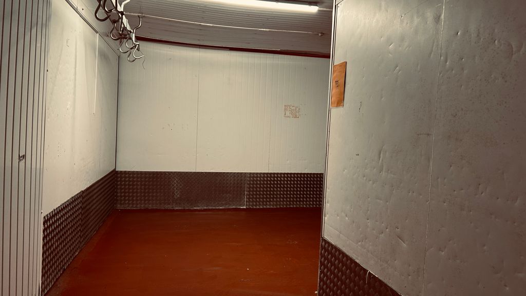 Property photo 2 of 3