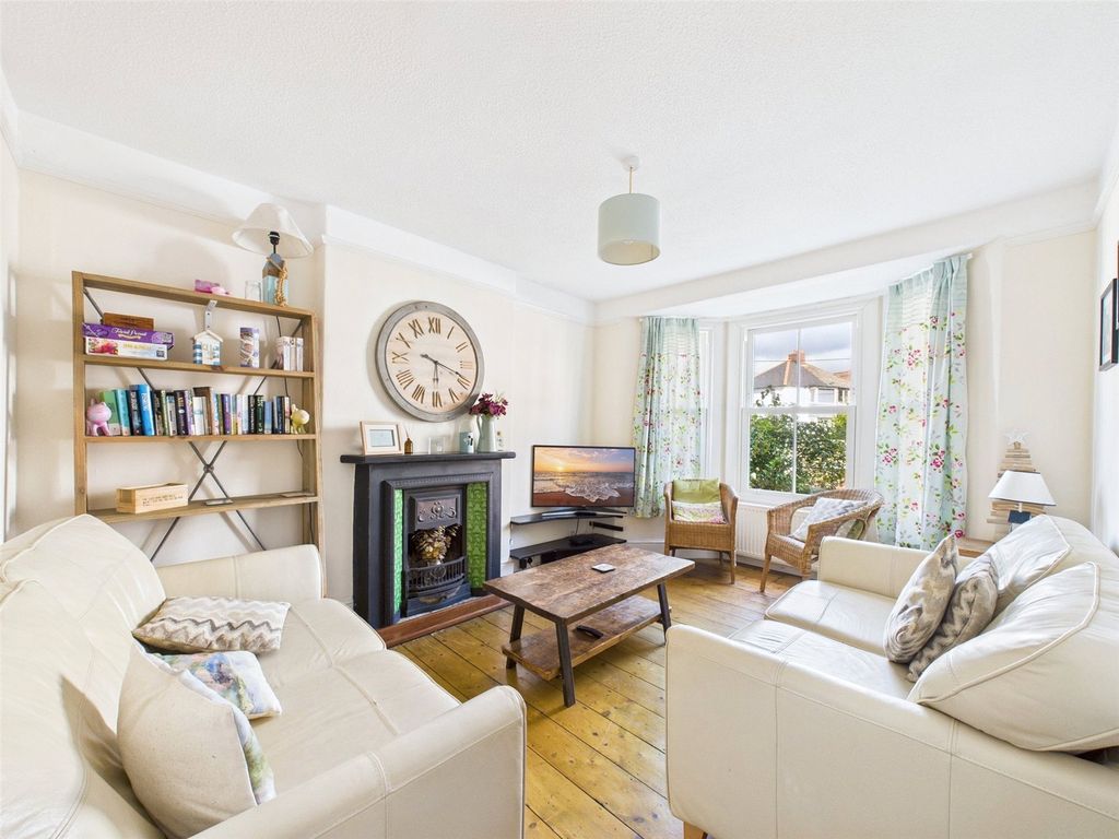 Property photo 2 of 15 Picture No. 03