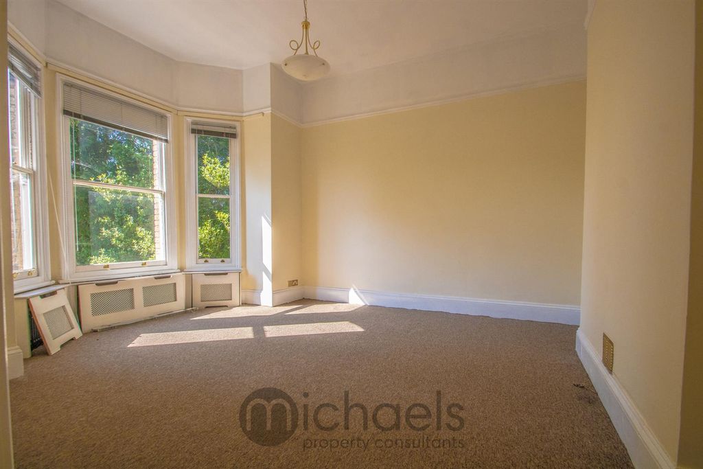 Property photo 2 of 10 Img_7613.Jpg