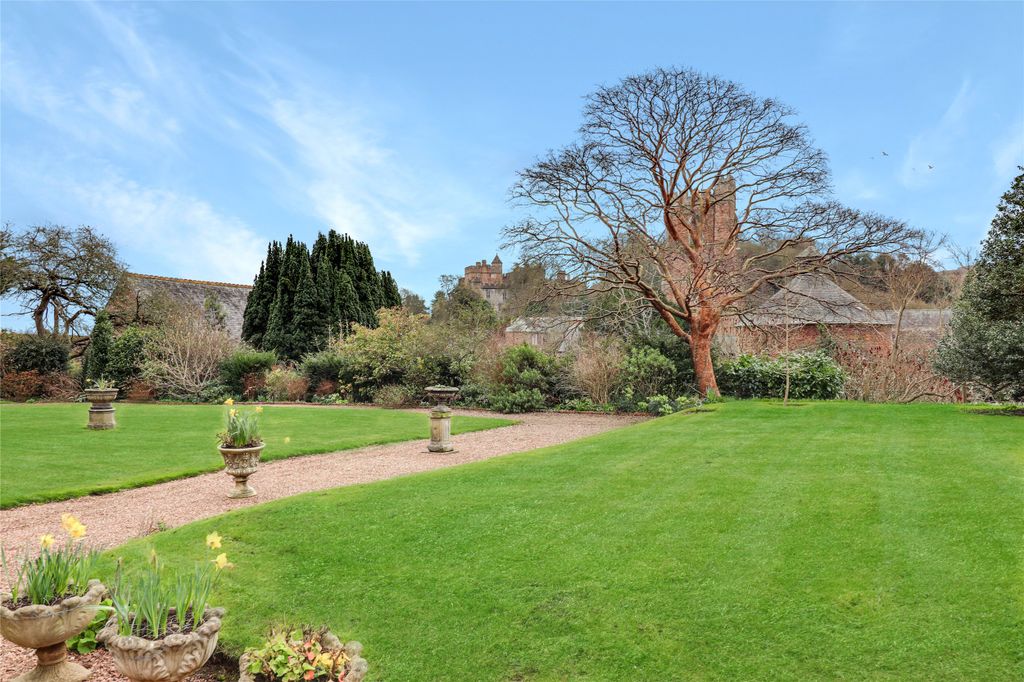 Property photo 2 of 8 Picture No. 07