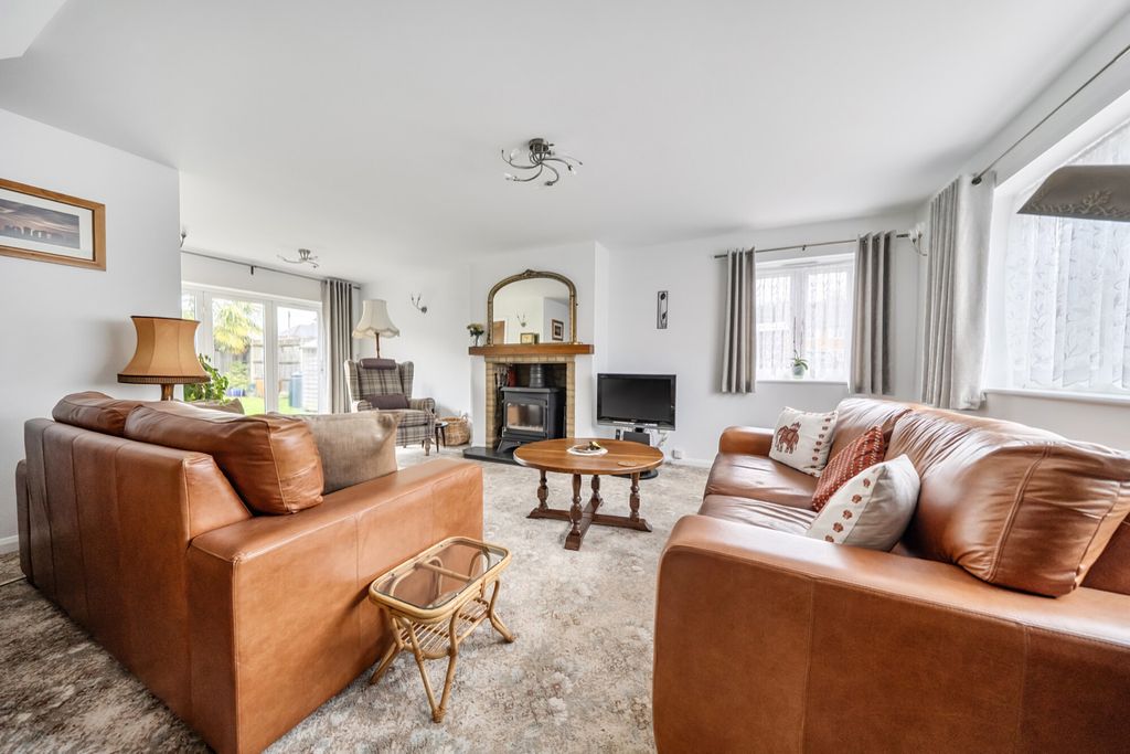 Property photo 2 of 30 Reception