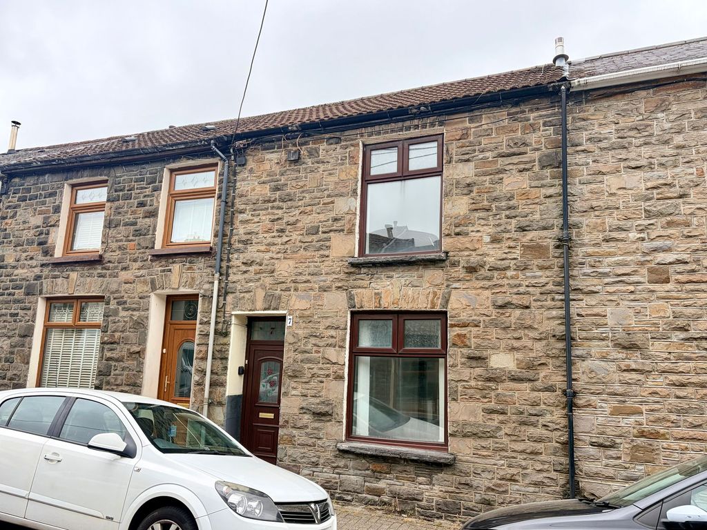 Property photo 1 of 1