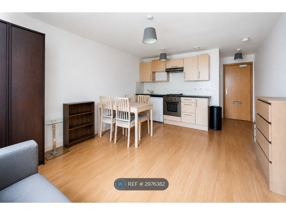 Property photo 2 of 5