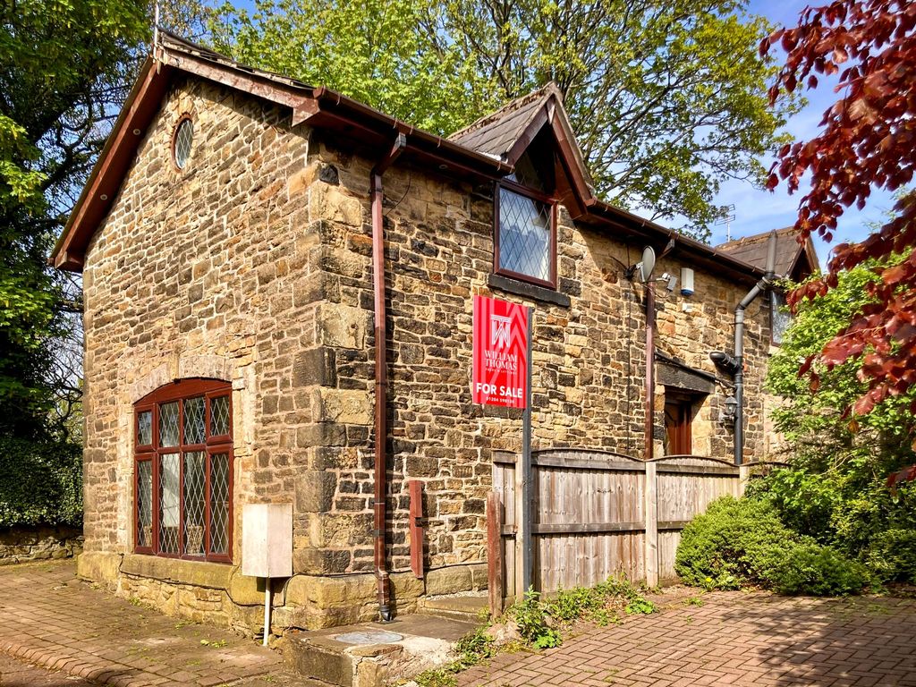 Property photo 1 of 58 Photograph 1