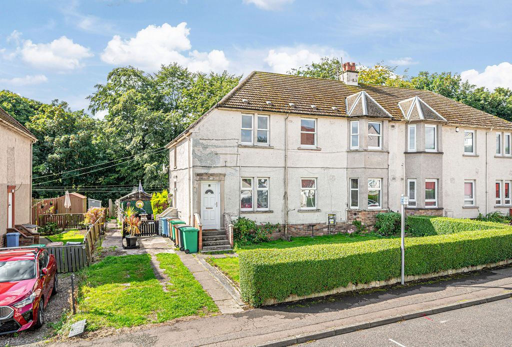 Property photo 1 of 19 External