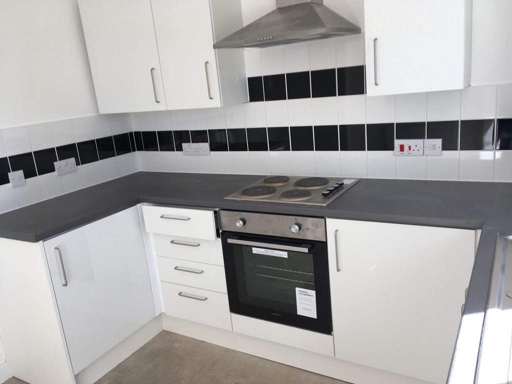 Property photo 1 of 3