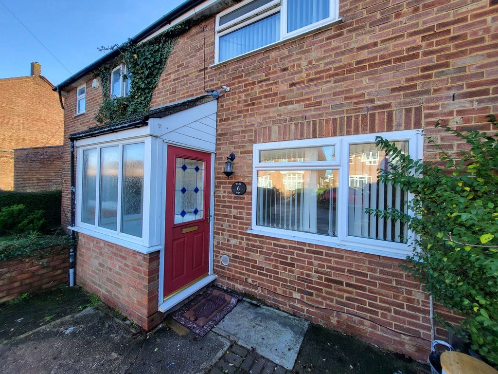 Property photo 3 of 16 Gallery