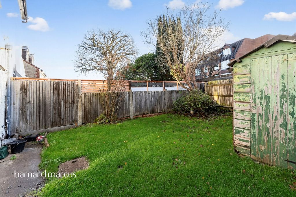 Property photo 2 of 9