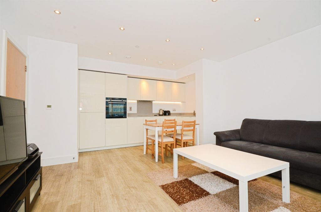 Property photo 3 of 17