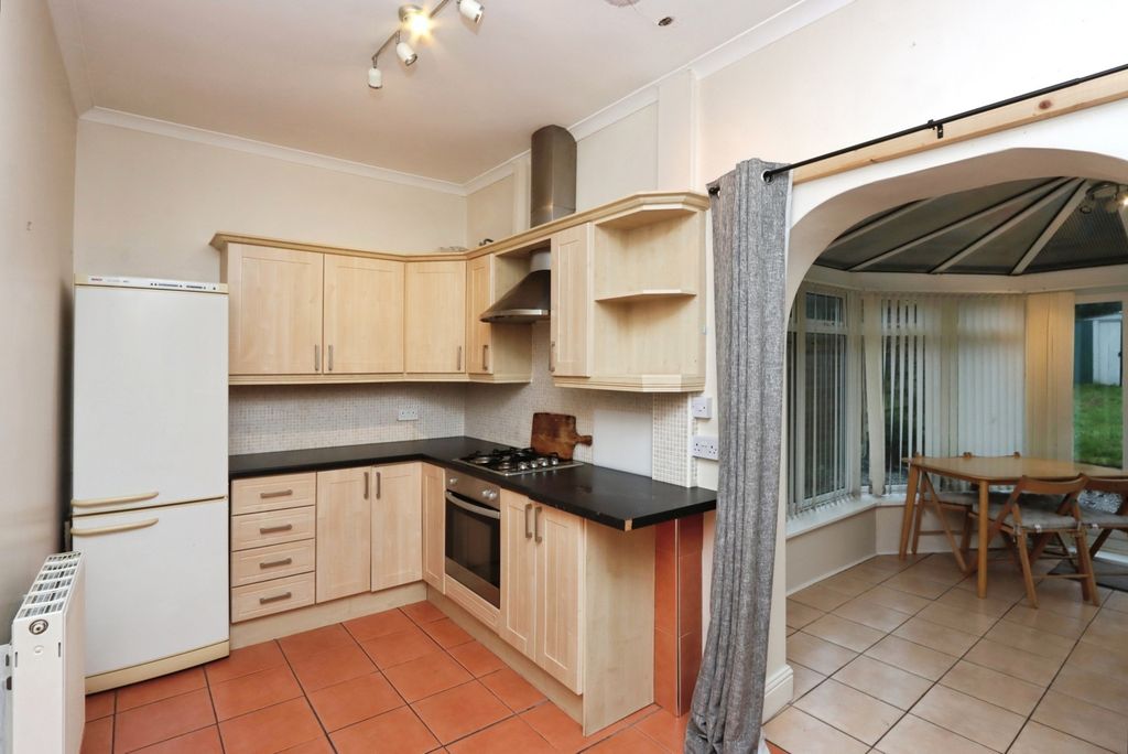 Property photo 3 of 19 Pbox-Img.Jpg